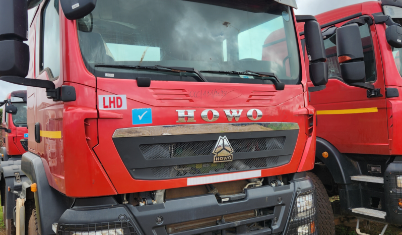 6X4 Tracteur HOWO 371 HP complet